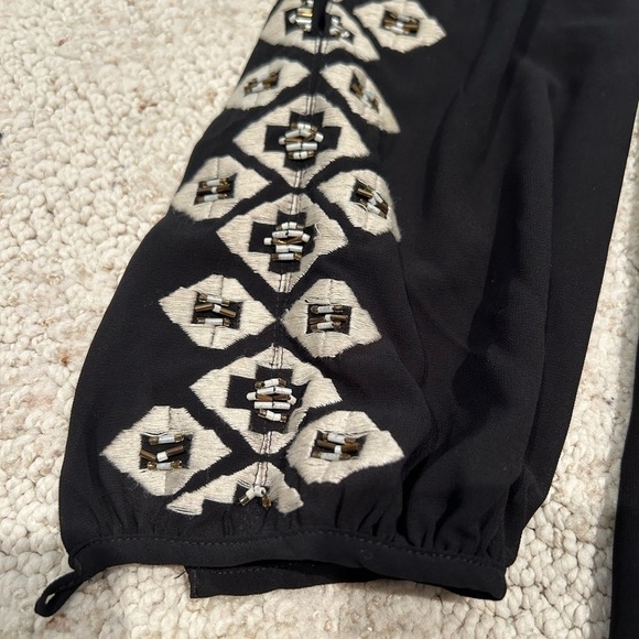 FOREVER 21 Contemporary Sheer Black Embroidered Split Sleeve Dress Size S - Picture 3 of 8